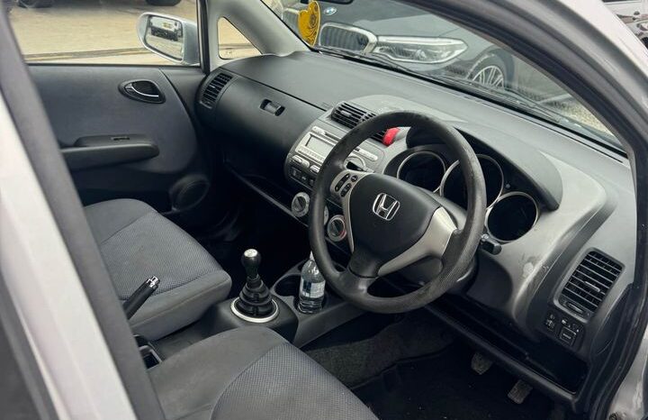
								2008 Honda Jazz full									