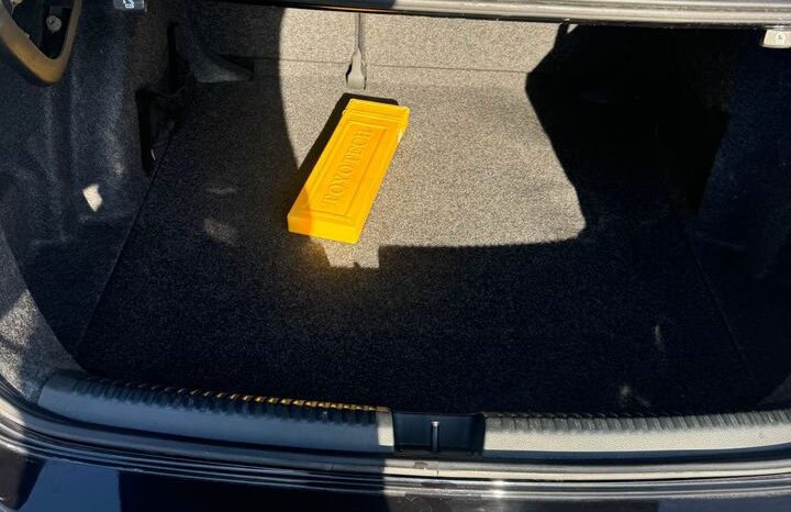 
								2011 Volkswagen  Jetta full									