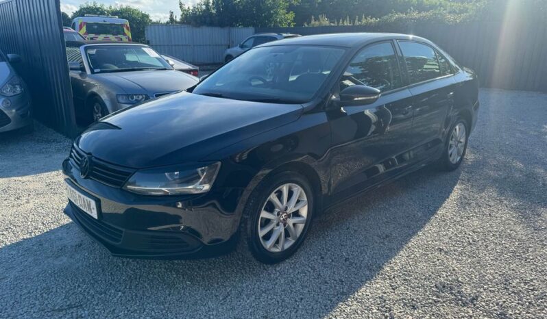 
								2011 Volkswagen  Jetta full									