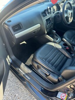 
										2011 Volkswagen  Jetta full									