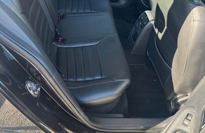 
								2011 Volkswagen  Jetta full									