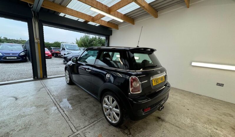 
								2007 MINI cooper full									