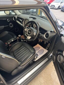 
										2007 MINI cooper full									